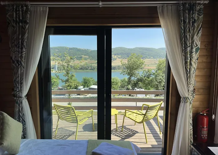 Nefes Dagyenice Dogada 캠프장 *